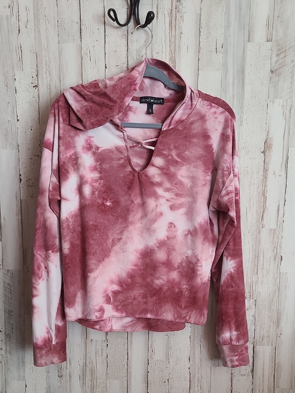 Derek Heart Rose and White Tie-Dye Lace-Up Hooded Top